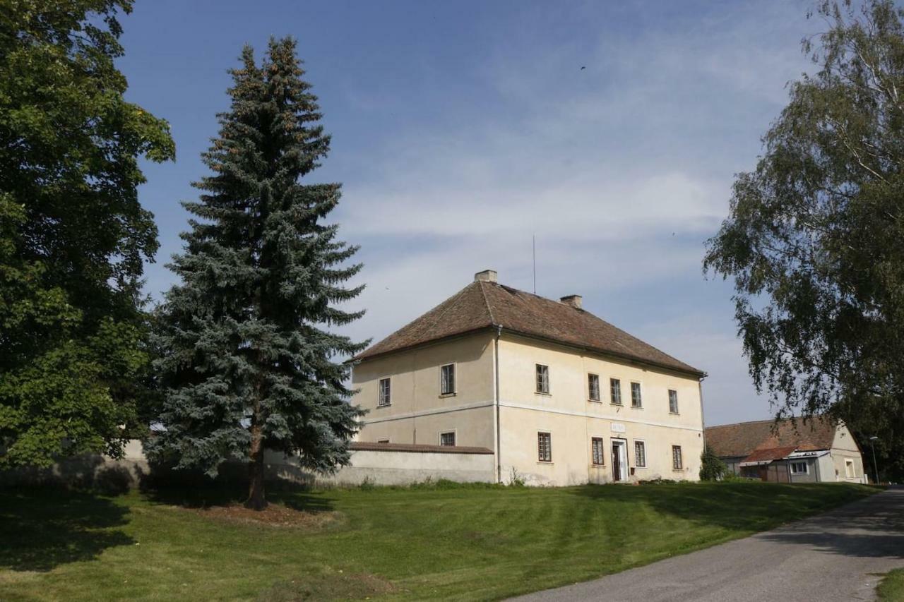 Adela'S Czech Village House Vsejany Exterior photo