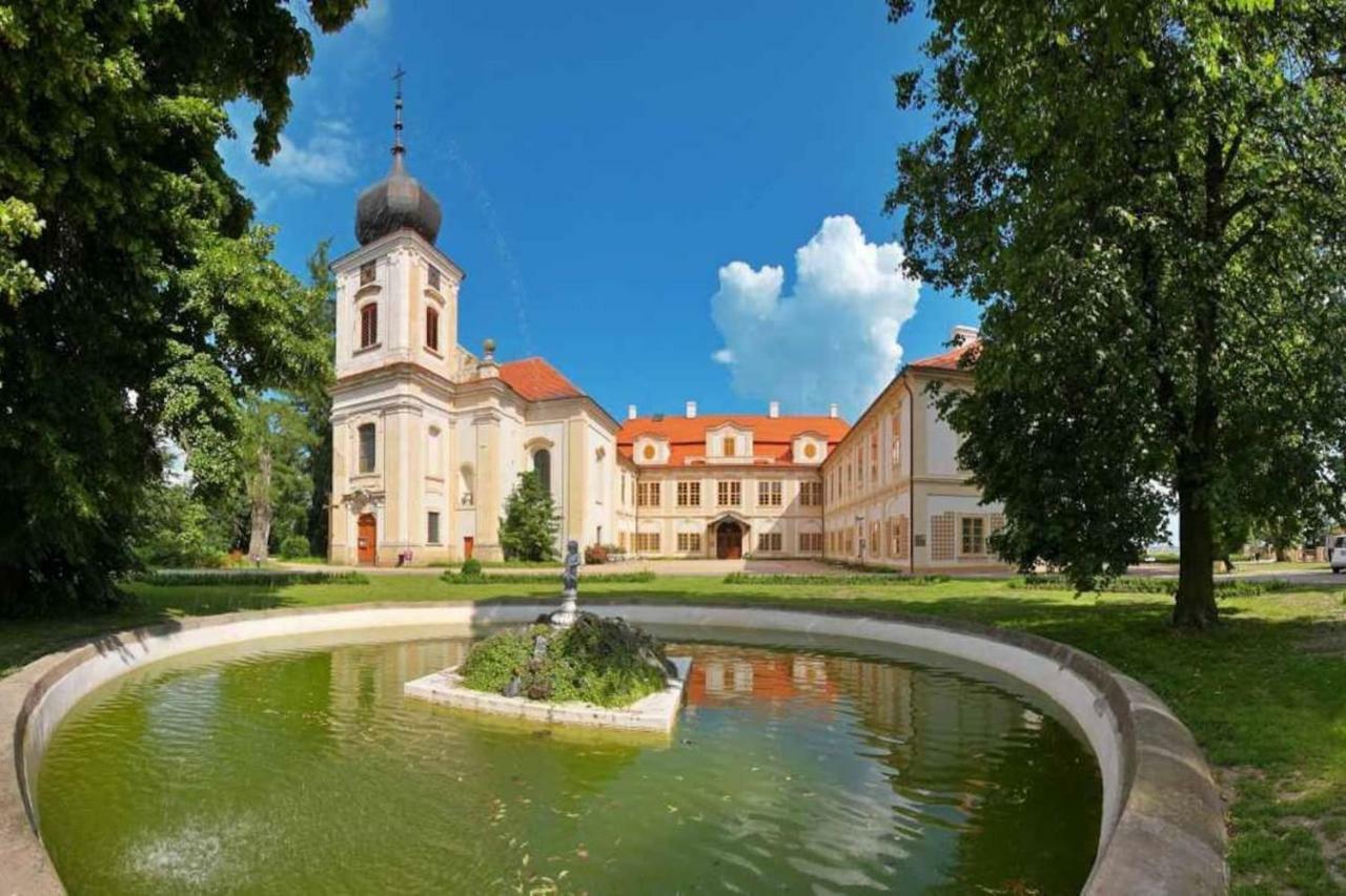 Adela'S Czech Village House Vsejany Exterior photo